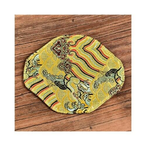 Latest Luxury 5 Tea Coaster Set Chinese style Vintage Silk Brocade Dining Table Cup Mat Cloud Placemat Wedding Party Favor