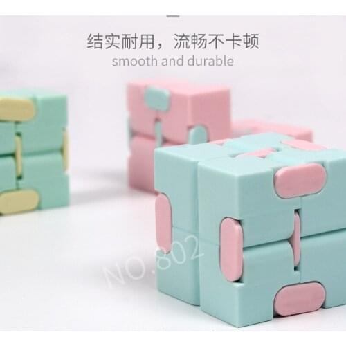 JIMMYTU Anti-stress Cubes