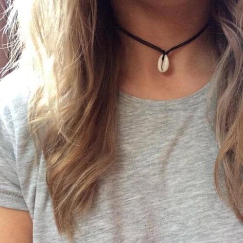 Summer Beach Natural Shell Choker Necklace for Women Cotton Rope Short Pendant Necklace Casual Holiday Jewelry Accessories