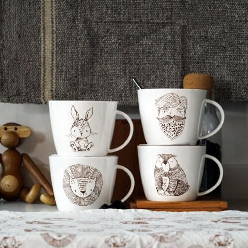 Bone China ceramic cups and mugs with handgrip porcelain drinkware Retro milk tea coffee cup lion rabbits uncle bear printed mug