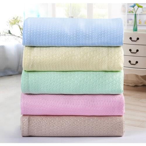 Summer Cooling Blanket,Bamboo Fiber Cold Feeling Ice Silk Blanket,Cooling Fiber,Hot Sleeper Night Sweats Bed Travel Cozy Blanket
