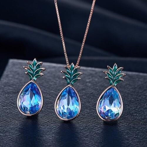 Popular Creative Fashion Pineapple Necklace Earring Set Fruit Model Crystal Glass Jewelry Set Decoration Two Piece Set