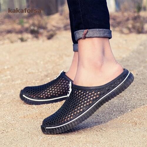Kakaforsa Summer Men Sandals Hollow Out Mesh Breathable Slippers Fashion Outdoor Beach Sandal Couple Flip Flops Beach Slippers