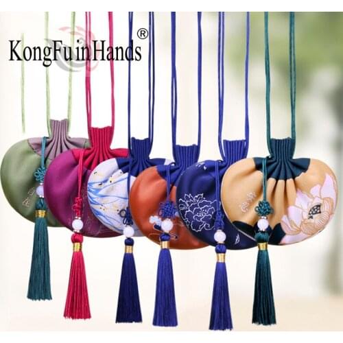 Palace Sachet Chinese Style Plum Blossom Lotus Pattern Smooth Tassel Car Hanging Bedroom Decoration Fashion Jewelry Bags 2021