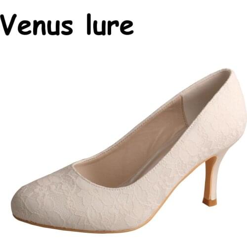 Hot Selling 8CM Lace Heels for Wedding Closed Toe Pumps