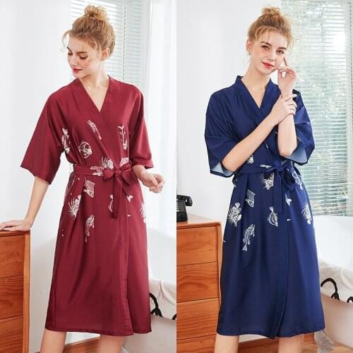 New Silk Marry Pajamas Ma'am Spring And Summer Long Paragraph Bridesmaid Gules Bride Dressing Gown Home Furnishing Robe Wp1015