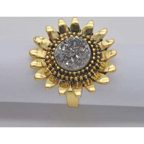 Silvery Crystal Stone Inlay Flower Finger Ring Jewelry Size 9 X075