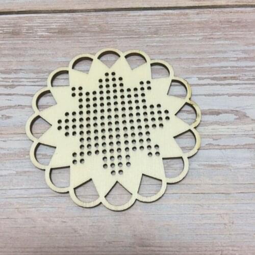 50pcs high quality xmas wooden tree decoration christmas wooden decorations wood carving decoration