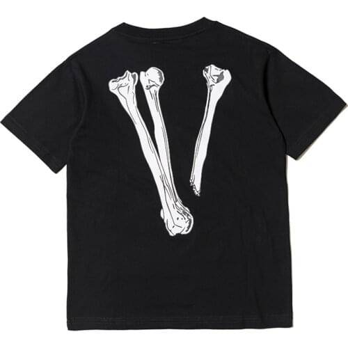 Classic Vlone Short-sleeved Female Couple Loose Street Hip-hop Big V Trend T-shirt Mens Cotton Round Neck 020