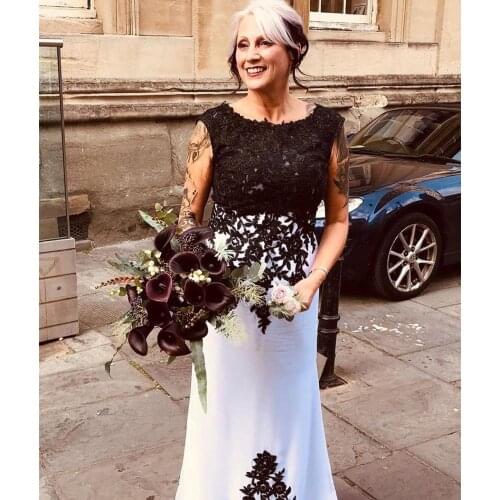 White And Black Lace Mother Of The Bride Dresses 2021 Mermaid Satin Mom Formal Evening Dress Plus Size Long Wedding Guest Dress