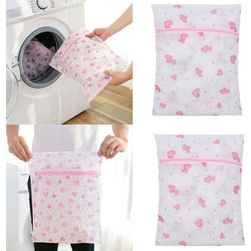 2021 Newest Arrival Laundry Washing Mesh Net Love Heart Shape Printed Zipper Closure Baby Clothes Wash Bag
