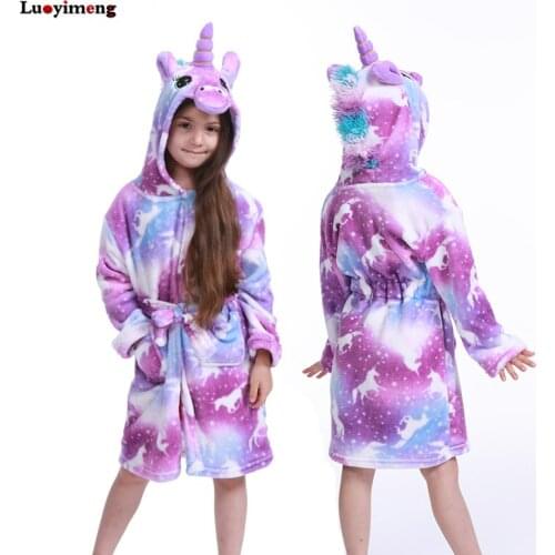 Boys Girls Bathrobe Soft Beach Towel Hooded Sleepwear for Kids Unicorn Stitch Animal Bath Robe Cartoon Childrens Dressing Gown