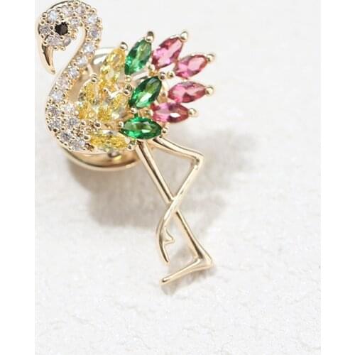 Exquisite Animal Brooch For Womens Cute Flamingo Pin Jewelry Office Clothes Scarf Buckle Garment Accessories Brooches Gift