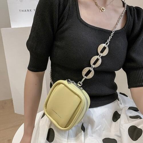 Bag 2021 New Womens Fashion Minority Design Mini Shoulder Bag Internet Celebrity Toast Mobile Phone Bag Crossbody Chain Bag
