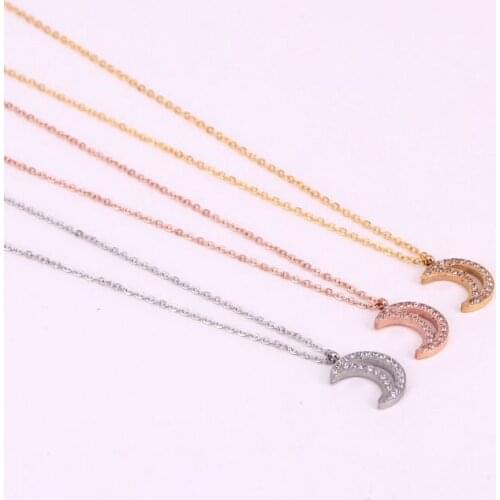 Hot New Fashion Micro Crystal Inlaid Moon Pendant Necklace Women Necklaces For Women Jewelry Wholesale