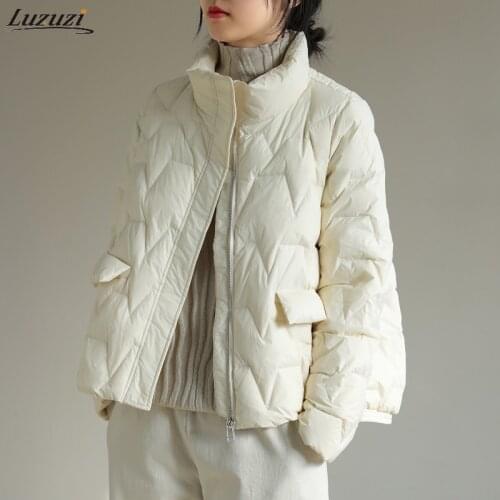Luzuzi Ultra Light Short Down Jacket Womens Winter 2021 Loose Stand Collar Puffer Coat 90% White Duck Down Parkas Outerwear