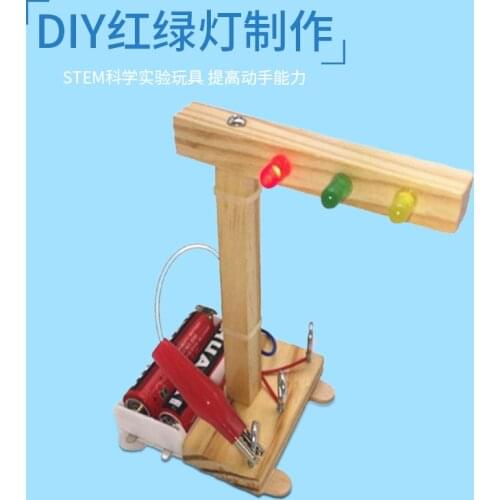 Diy Traffic Light Led Wood Model , Kids Science Experiment , Science Technology Modeling , 8x5x10 Cm Education Toys Gift