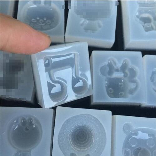 GLADZGT Cartoon silicone mold DIY resin jewelry pendant necklace pendant lanugo mold resin molds for jewelry