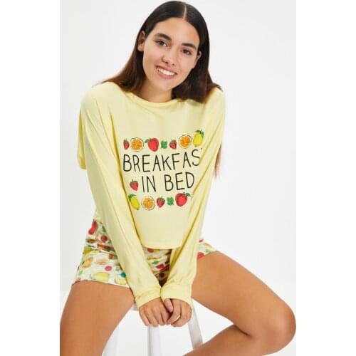 Trendyol Printed Knitted Pajamas Set THMAW22PT0073