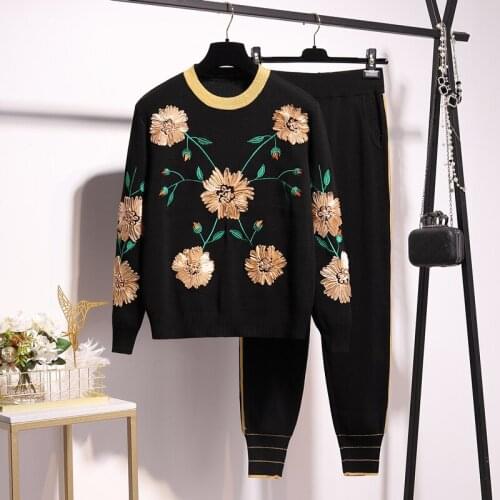 2020 Spring autumn Womens high quality embroidery floral sweaters+knitted pants two piece set Chic women sweat suit B539