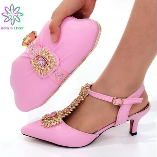 Sweet Sandals 2021 Pink Color Mature Style Office Lady African Women Shoes and Bag Set Italian Ladies Matching Shoes and Bag Set