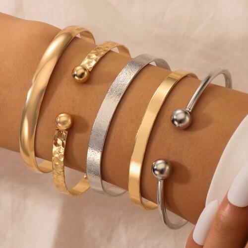 Docona 5pcs/sets Punk Glossy Alloy Metal Bangle for Women Charms Mixed Colors Open Bracelets Set Jewelry Gift Wholesale 16423