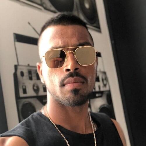 New Fashion Sunglasses Mens Indian Net Star Same Box Sunglasses for Men Street Shot Sunglasses 7071 Wholesale Sunglasses