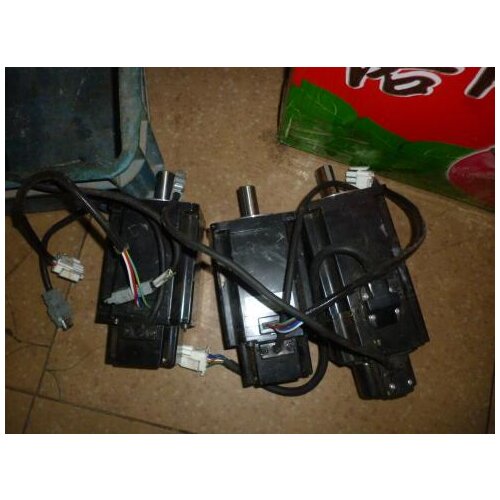 Servo motor GYS751DC-SA-B , used ,90% appearance new ,3 months warranty