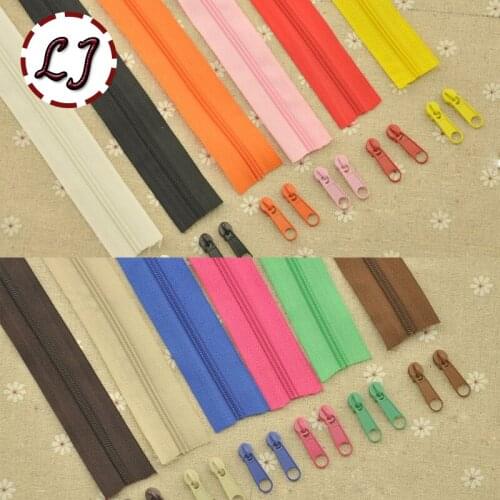 20Meters/lot quailty Nylon Coil Zippers gift 2 zipper head For Selection 3# Width Lace Zippers For Sewing DIY Craft Tailor Tools