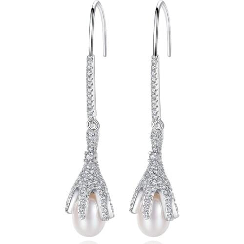 MetJakt S925 Sterling Silver Lady Vintage Freshwater Pearl Ear Pendant
