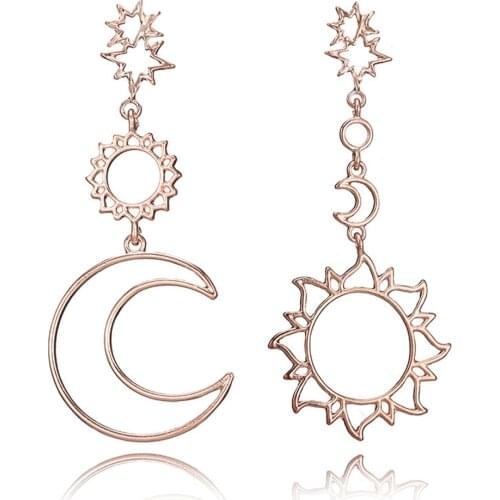 Korean Version Of The 2020 Fashion New Earrings Simple Sun God Moon God Asymmetric Exaggeration Earrings Ladies Wholesale