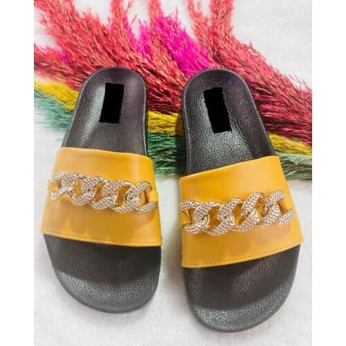 Luxury Women Slippers Sexy Shoes Casual Open Toe Ladies Fashion İndoor and Outdoor Beach 2021 Black White Red Yellow Pink