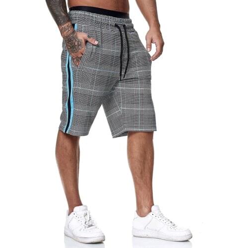 2021 Summer Men Classic Plaid Summer Beach Shorts, Side Stripe Elastic Waist Short Pants with Pockets Male Fashion Casual Shorts