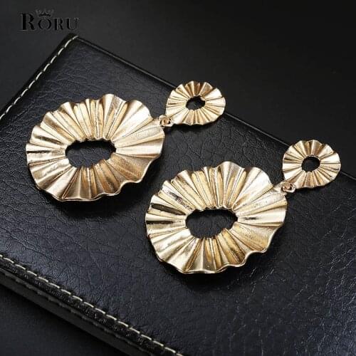 Irregular Round Hollow Unusual Earrings Creative Exaggerated Womens Hoop Earrings Hanging Long Alloy Dangling Jewelry