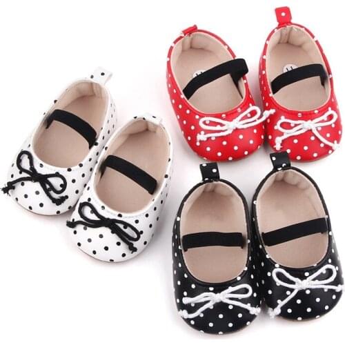 Fashion New Spring Autumn Baby Shoes Soft Sole Newborn PU First Walker Lovely Dots Infants Girls Crib Shoes