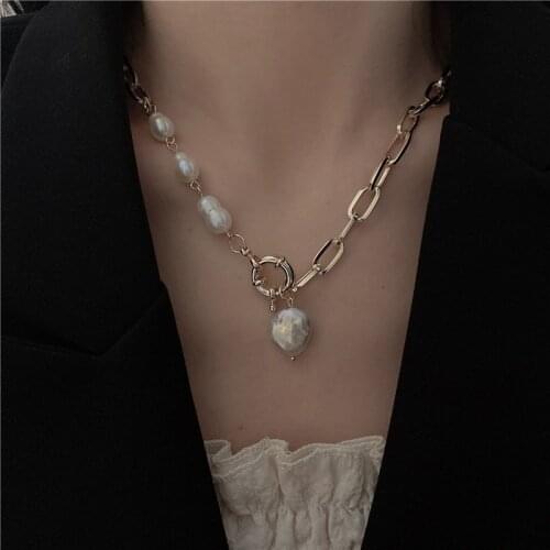 Baroque pearl necklace female niche design sense light luxury 2021 new trendy long autumn and winter sweater chain necklace