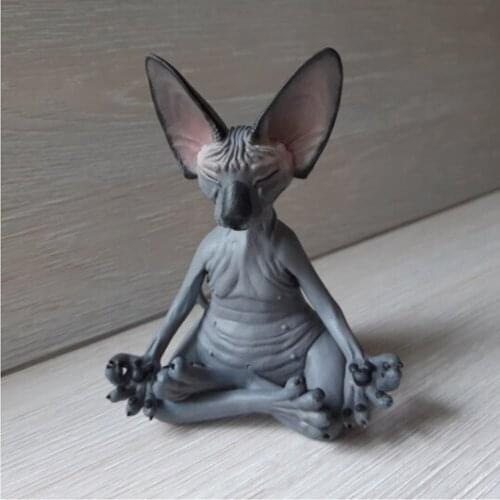 Outer Space Alien Martians Resin Figurine Outdoor Garden Alien Sculpture Decor Art Sculpture Study Room Window Artware