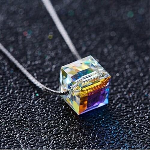 Korean Style Charm Cube Sugar Dazzle Colorful Crystal Pendant Necklace Fashion Choker Necklace Elegant Jewlery For Women