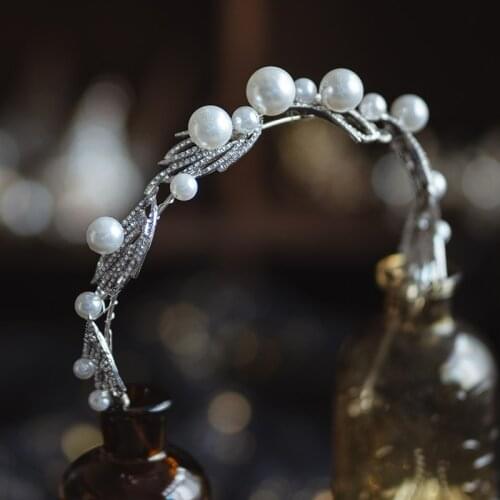 Korean Handmade Pearls Brides Headbands Mini Bridal Tiara Headpiece Party Hair Accessory