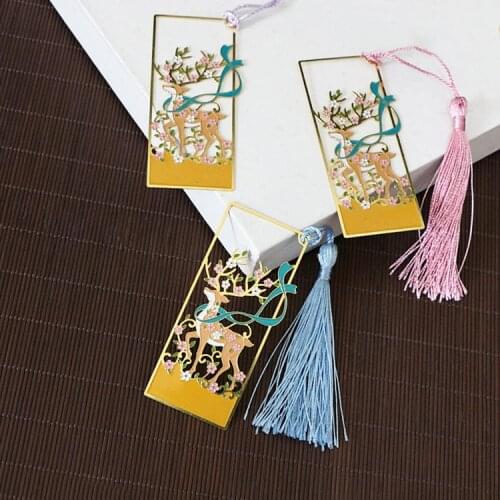 Antique Metal Hollow Dreamland Sika Deer Bookmark Book Textbook Reading Mark Bookmark Student Gift Office Supplies