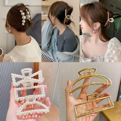 Korean Imitation Pearl Hair Claw Hair Accessories For Women Fashion Elegant Acrylic Metal Cross Hairpin Girls Hairstyle Headwear