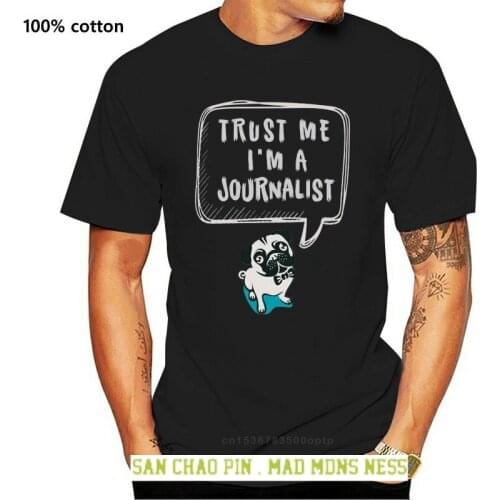 Journalist trust me I am a journalist mens t-shirt Black 00528