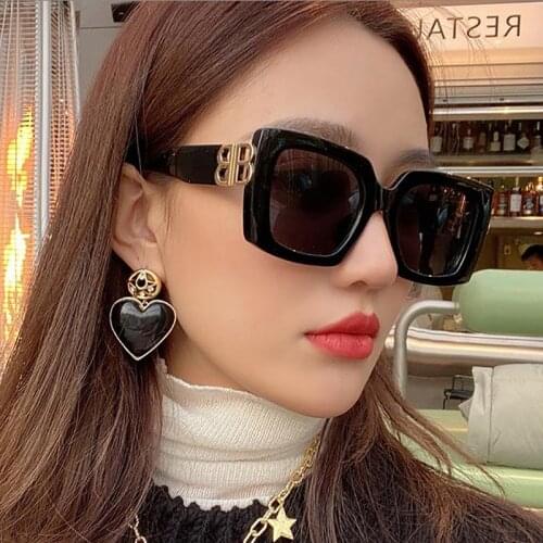 MARC Women's Sunglasses Vintage