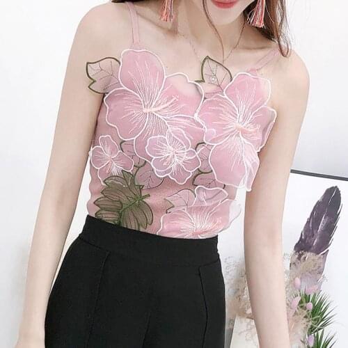 2020 Sexy V Neck Flower Embroidery Knitted Camis Women Sexy 3D Flower Embroidery Knitted Tanks Tops Sexy Strap Knitted Tops