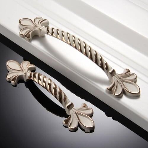 64mm/96mm European Cabinet Knobs and Handles Door Handle Zinc Alloy Cupboard Handles Drawer Pull Fittings for Furniture Hardware