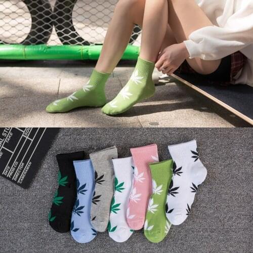 New Fashion Beautiful Spring / Summer Trend Maple Middle Stockings for Women