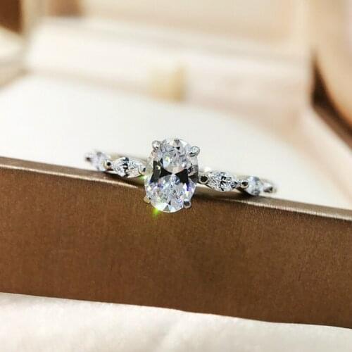 Luxury 925 Sterling Silver Oval Created Moissanite Gemstone Ring Wedding Engagement Rings For Women Anniversary Jewelry