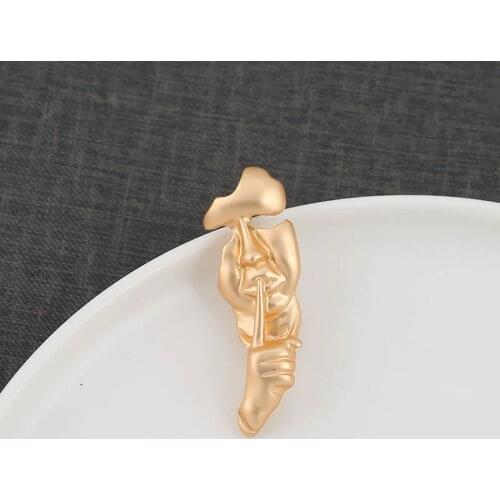 Brooch Hanging Brooch for Men and Women Wedding Party Accessories Brooch Retro Simple Asymmetric Retro Abstract 2019 Metal