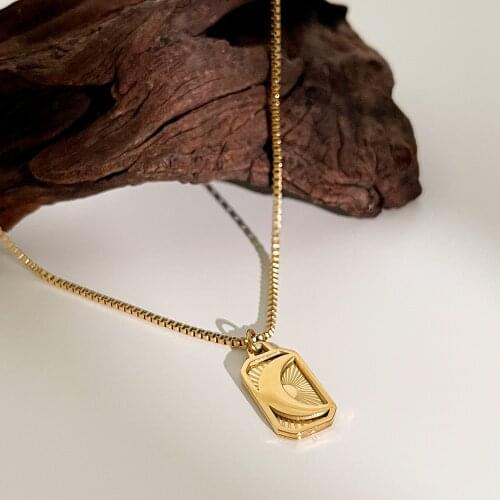 Monlansher Geometric Sun Moon Square Card Pendant Necklace Titanium Steel Box Chain Necklace Vintage Necklaces Jewelry Gift 2021