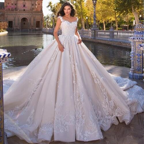 Julia Kui Luxury Ball Gown Wedding Dress Sleeveless With Scoop Neckline Of Chapel Train Wedding Gown